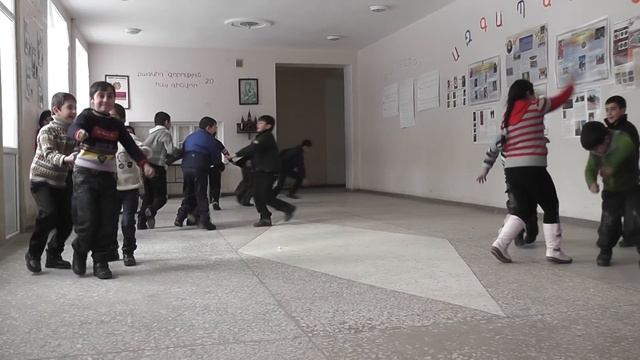 школьники
