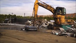 КАК Утилизируют_ДОРОГИЕ_автомобили!_СТРАШНО_СМОТРЕТЬ__ЖАЛКО_АВТО