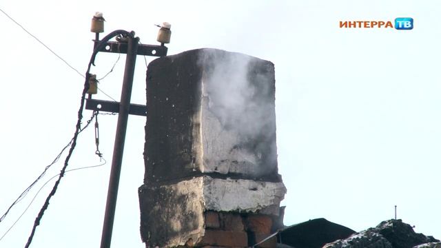 "Вспыхнула крыша, видимо, какие то проблемы с проводкой" смотреть онлайн