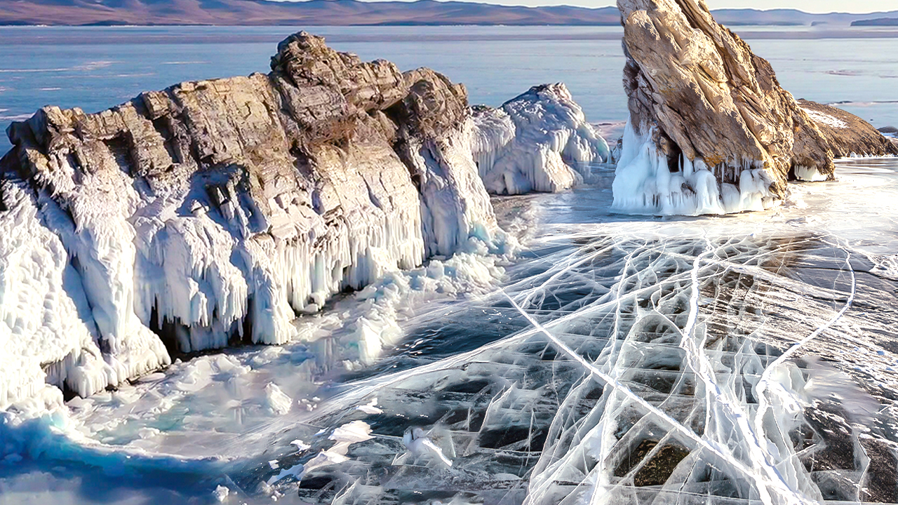 Путешествие на зимний Байкал. Как озеро превращает воду в ледяное чудо? | Точка на карте
