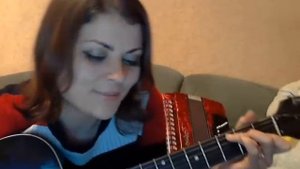 Verronica runetki (Вероника вдохновенно поёт)