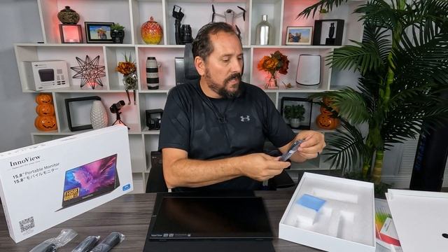 Reviewed: InnoView 15.8" Portable Monitor Review - The Ultimate Second Screen Experience! ?️?