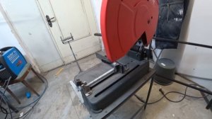 Торцовочная пила  Makita M2400