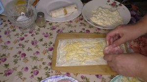 Рулетики из лаваша на завтрак Вкусняшка из лаваша за считанные минуты.