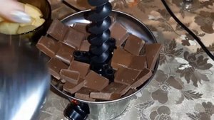 Фондю? Не вопрос! Шоколадный фонтан. Не покупайте, пока не посмотрите видео !