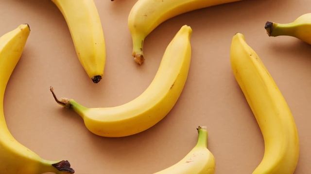 10 СВОЙСТВ БАНАНА О КОТОРЫХ ВЫ НЕ ЗНАЛИ... смотреть онлайн