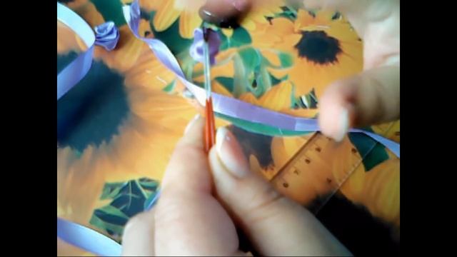 Как сделать розочку из ленты 1 - 1,5 см.Роза канзаши. смотреть онлайн