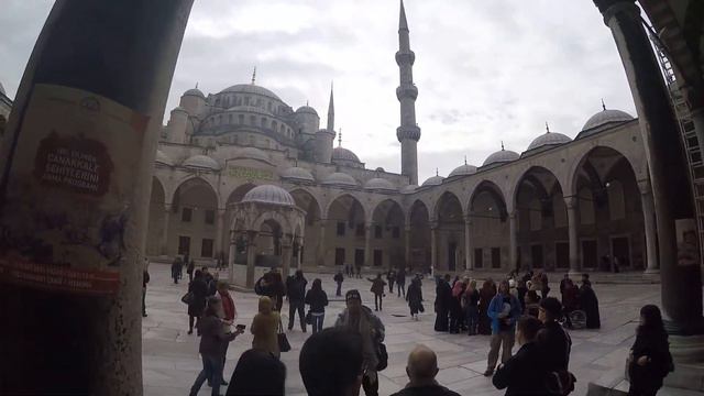 Стамбул. Двор мечети Султанахмет смотреть онлайн