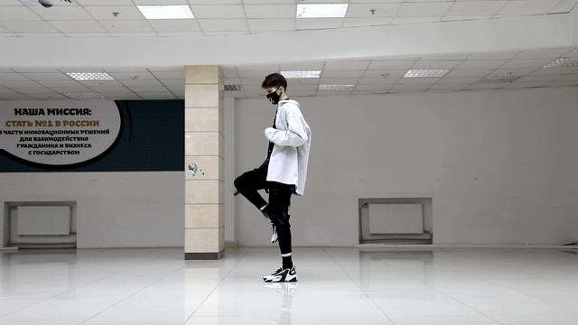 ПОПУЛЯРНЫЙ ТАНЕЦ Astronomia SHUFFLE TUTORIAL TUZELITY