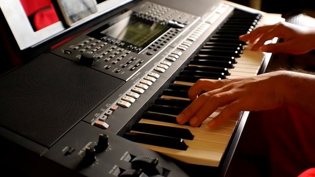 Just the Way You Are - Billy Joel (Keyboard Cover) смотреть онлайн