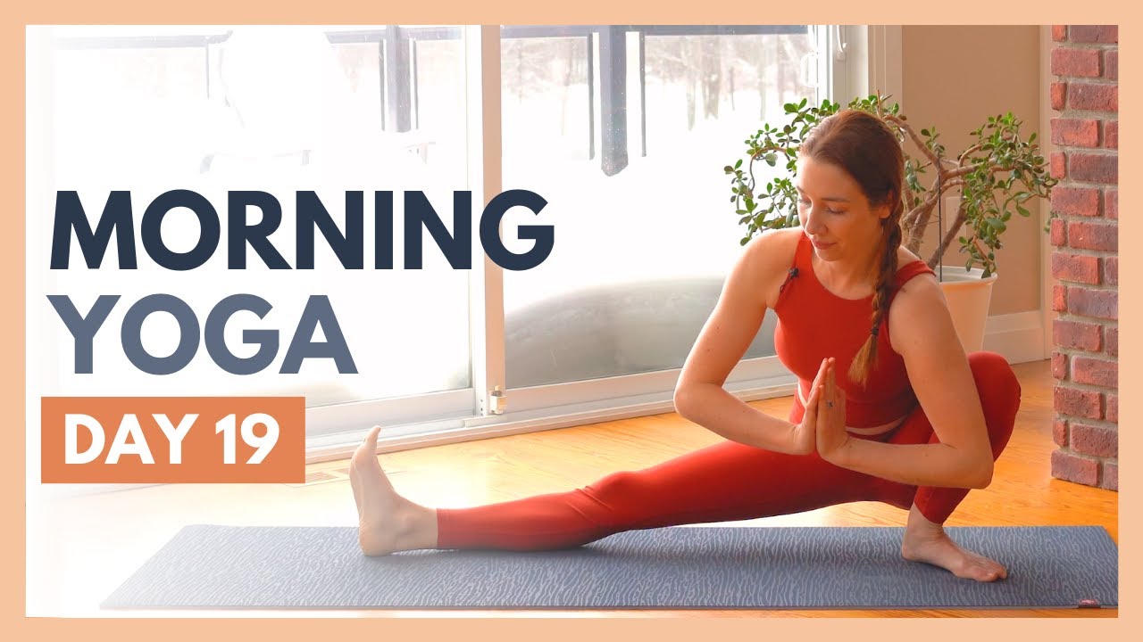 TAG 19: MITGEFÜHL — 10-minütige Yoga-Dehnung am Morgen