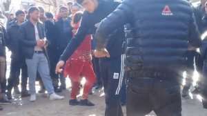 Туёна. Туй дар дараи Ромит. Ҷанги бо рақоса