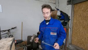 РЕЗЕЦ ПО ДЕРЕВУ из старого подшипника