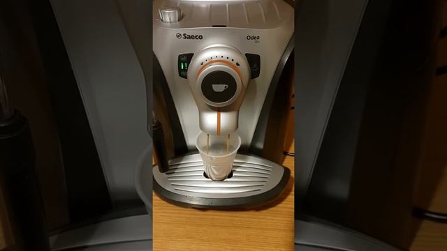 Odea Go 1 making coffee