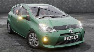 Необычный краш-тест Toyota Aqua с манекенами в BeamNG.drive