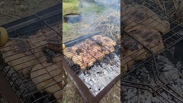 Жарим курицу на решетке