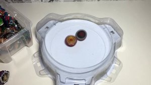 НОВАЯ МОЩНАЯ КОМБИНАЦИЯ ДЛЯ САЛАМАНДРЫ / Бейблэйд Бёрст / Beyblade Burst