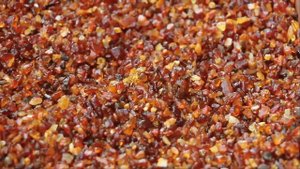 Янтарь для поделок своими рукми