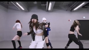 ITZY - LOCO Dance Practice Mirrored