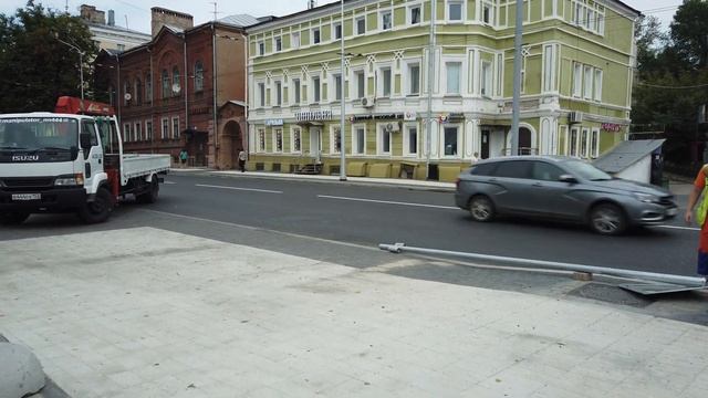 Нижний Новгород. Открыли фонтан у Юпитера. Собирают чудо-терем на Варварке. смотреть онлайн