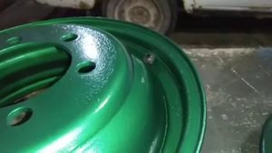 Красим колёсные диски молотковой грунтовкой, имитация металика под лаком