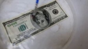 КАК ОТМЫТЬ ГРЯЗНЫЕ ДЕНЬГИ ?