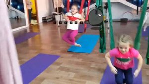 Детские гамаки для начинающих. Йога в гамаках для детей.