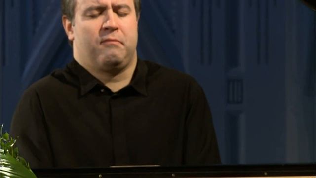 Alexei Volodin plays Chopin - Mazurka a-moll Op 17 No 4 смотреть онлайн