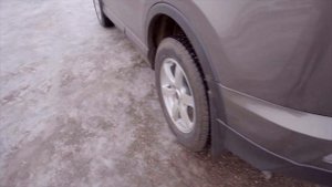 Зимние шины для Toyota RAV4 и уплотнители под капот