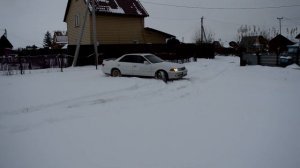 Toyota Mark2 4wd, snow.