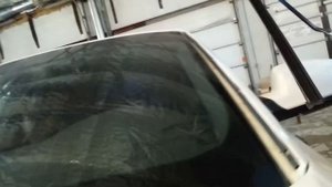 Как снять наружные накладки лобового стекла Audi A4, A5, wolksvagen B5 ..