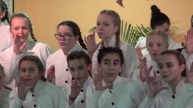 "БЕЛАЯ ЛОШАДКА"  ХОР "КРЕДО" 04 12 2018