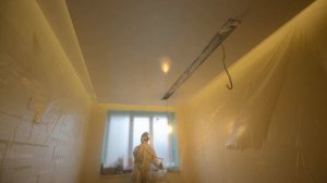 Высококачественная окраска потолка