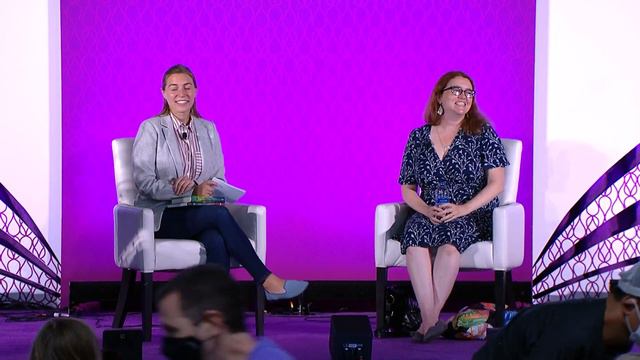 Dragonkind Unite!: 10 Years of Wings of Fire Adventures with Tui T. Sutherland смотреть онлайн