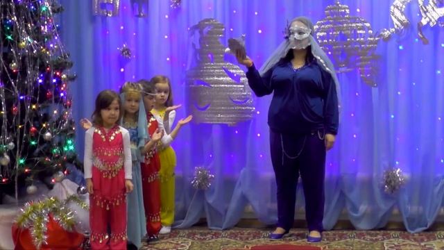 Новогоднее выступление смотреть онлайн