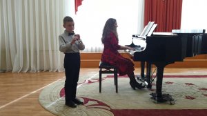 Иванов Алексей, блокфлейта, 8 лет, соло. "Хор охотников" Вебер К. М.