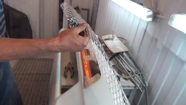 Изготовление сложной тюнинг-сетки в любой бампер, на примере "Камри-стрекозы". Часть 2. смотреть онлайн