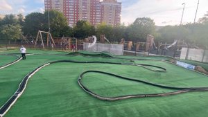 Гонки на Радиоуправляемых машинах!