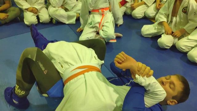 Болевой "Кимура" смотреть онлайн