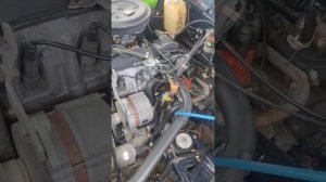 Audi 100 c3 1985 , 1.8 карбюратор.