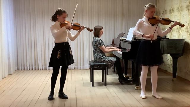 Кванц «Анданте», Тамарин «Старинный гобелен» смотреть онлайн