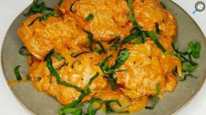 КУРИЦА В РЯЖЕНКЕ! ВКУСНЕЙШАЯ и СОЧНАЯ! Вы полюбите курицу в ней! Вкусное и сочное блюдо.mp4