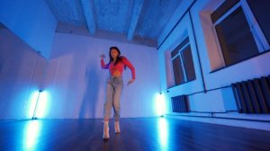 HIGH HEELS Ariana Grande Moonlight