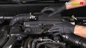 Infiniti QX50 VC Turbo: Air Filter Replacement