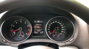 Настройка часов в автомобиле VW GOLF 6