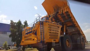 Экскурсия на БЕЛАЗ или как выглядят огромные грузовики