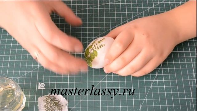 Декупаж на Пасху для начинающих: декор пасхальных яиц. Видео урок смотреть онлайн