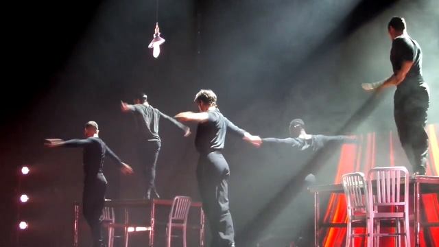 Val Chmerkovskiy - Dancing with the Stars - We Came To Dance Tour смотреть онлайн