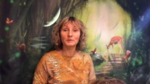 "В небе туча хмурится"