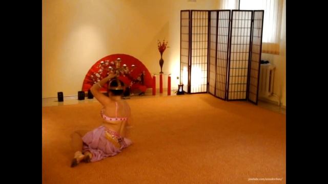 ученица Настя - восточный танец с канделябром, belly dance, tablo solo